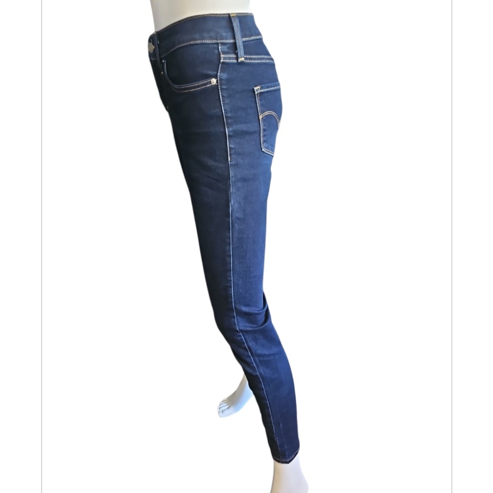 Levi's Blue Skinny Jeans with Modern Cropped Length - Picture 5 of 11